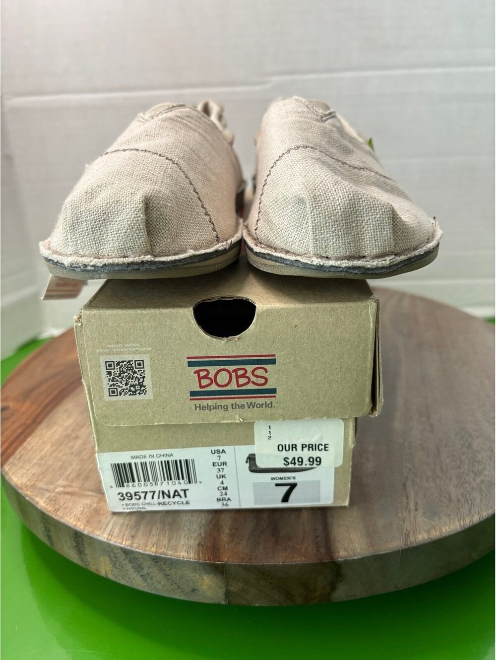 BOBS Women's Slip-On Shoes Size 7 Beige